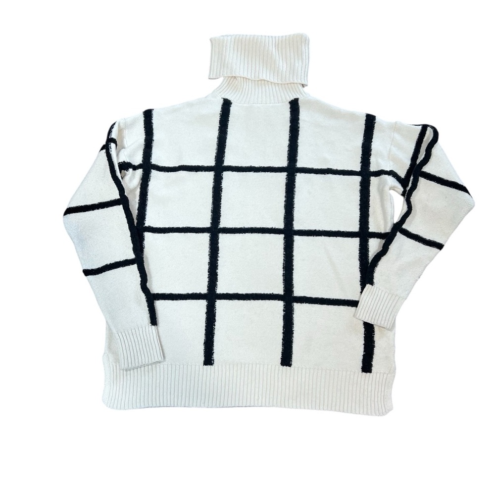 Andrea Jovine Cream Turtleneck Sweater